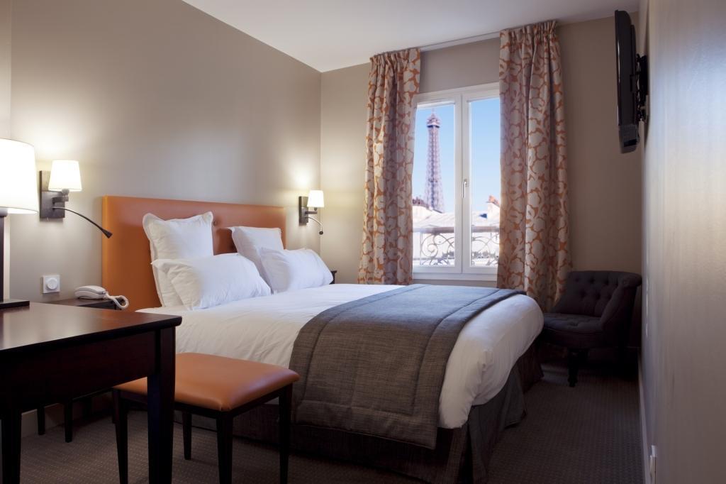 The Hotel Le Relais Saint Charles is great for pleasure or business traveling and offers great views!