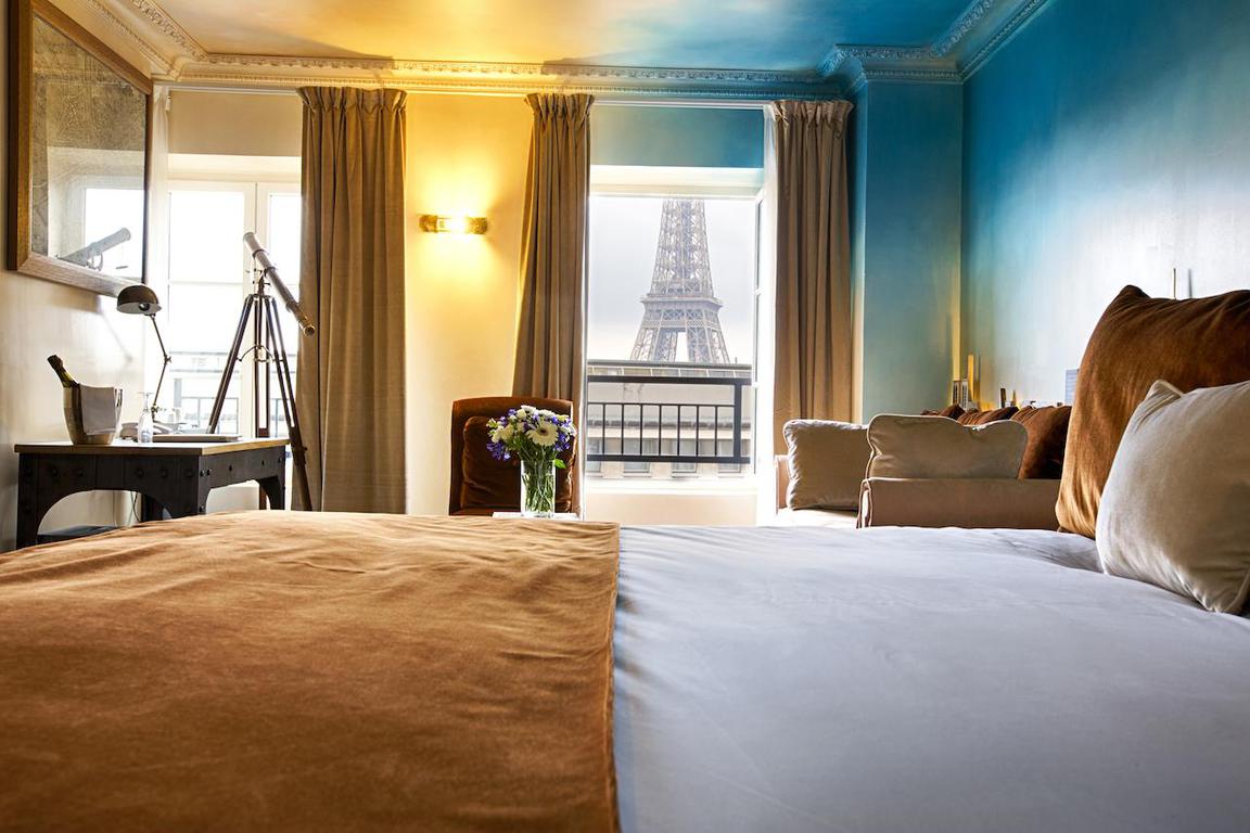 An eco friendly hotel and views of the Eiffel Tower? The Trocadero is amazing! 