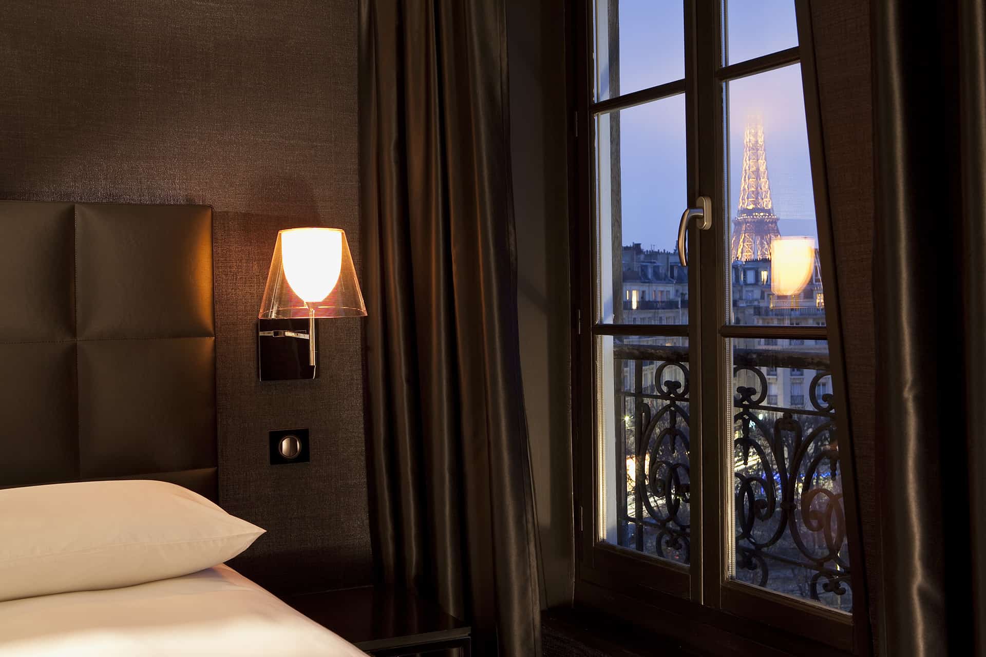 Dream vacation: Stay at a Hotel in Paris with a View of the Eiffel Tower -  Mostly Amélie