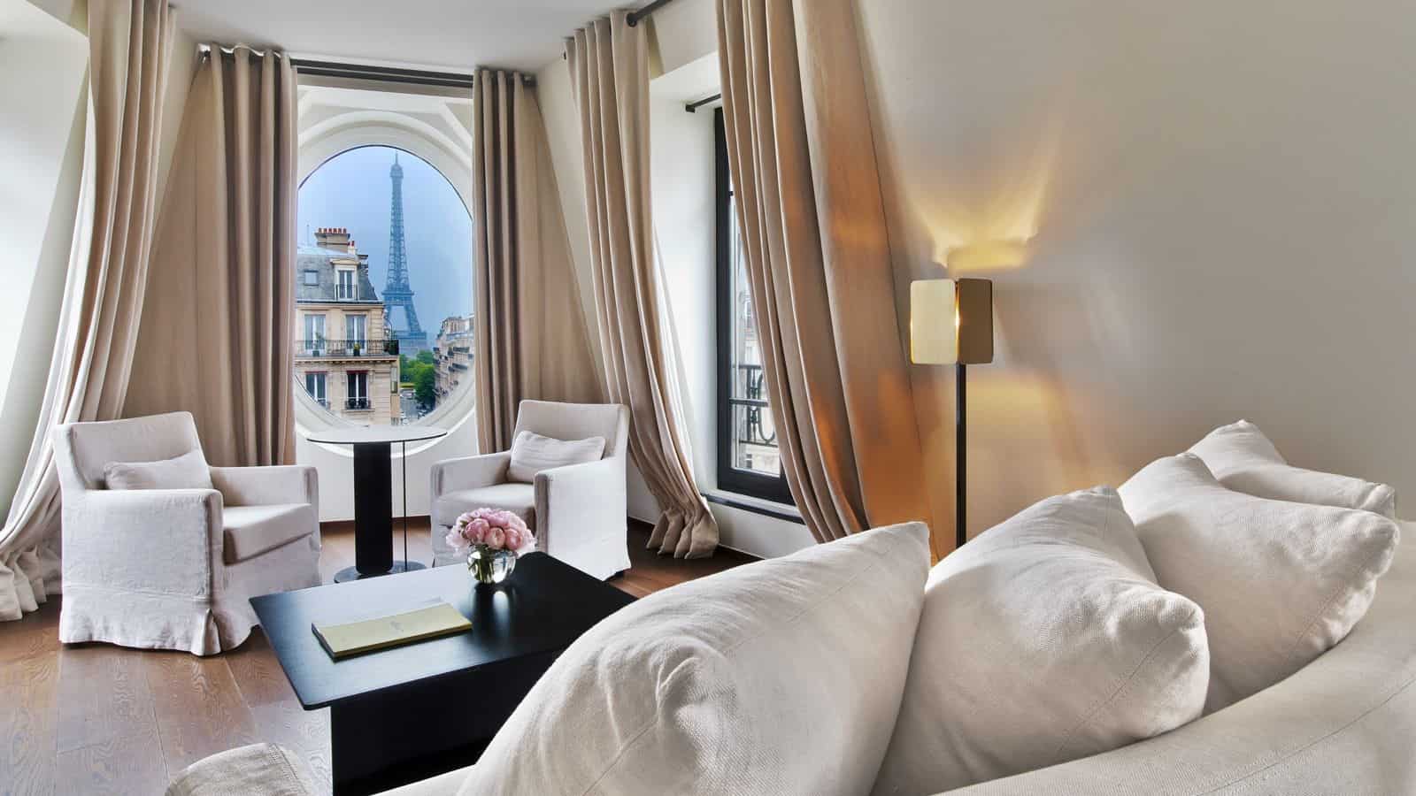 8 Sublime Hotels in Paris With an Eiffel Tower View - Savored Journeys