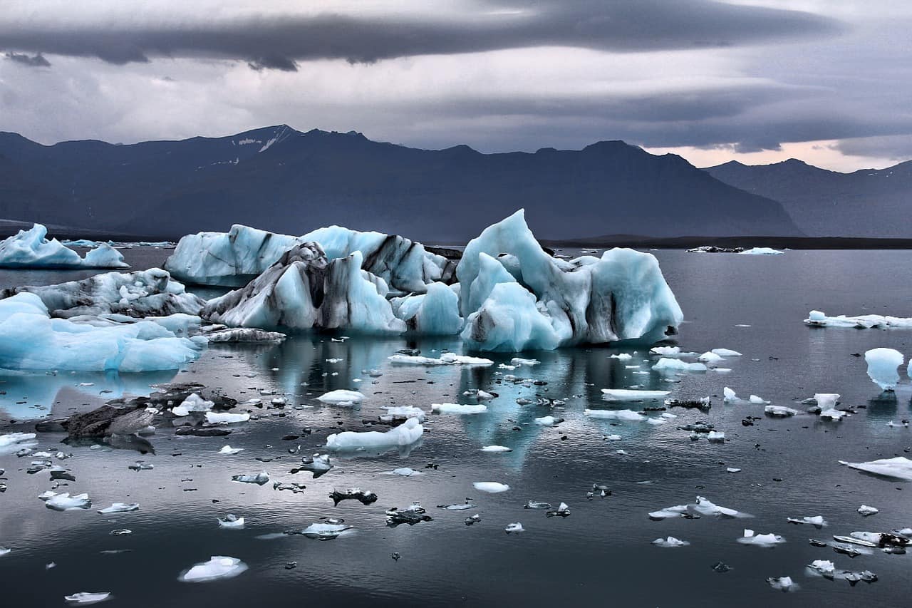 See the glacier lagoon during your 5 day iceland road trip itinerary 