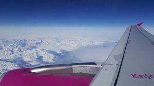 10 Reasons To Love WOW air's Cheap Flights To Iceland | Iceland Travel Tips | Travel Tips For Iceland | How To Find Cheap Flights | Travel Tips For Flying | Iceland On A Budget | Follow Me Away Travel Blog | Budget Travel Tips To Iceland