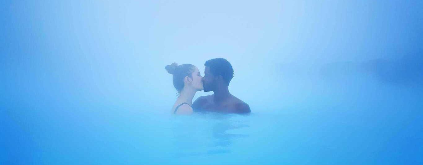 The Couples Guide To Visiting The Blue Lagoon In Iceland | Travel Tips For Visiting The Blue Lagoon In Iceland | Iceland Travel Tips | Couples Guide To The Blue Lagoon | Follow Me Away Travel Blog