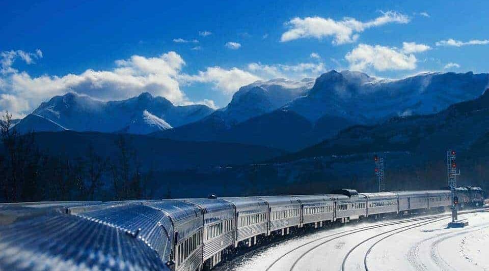 15 Things To Know Before Taking The Train Across Canada | Via Rail Train Trip Across Canada | What To Know About Via Rail Canada | How To See Canada By Train For Canada 150 | What To Do In Canada | Adventures In Canada By Train | Best Train Trips In Canada | How to travel across Canada By Train