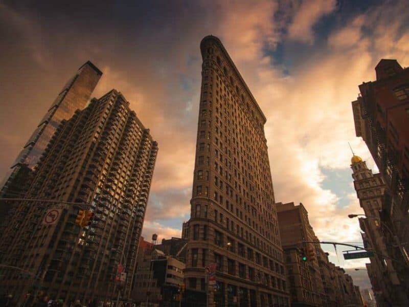 best NYC photography locations and how to find them | flat iron building in NYC