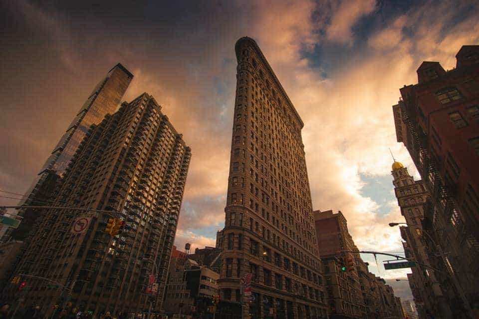 best NYC photography locations and how to find them | flat iron building in NYC