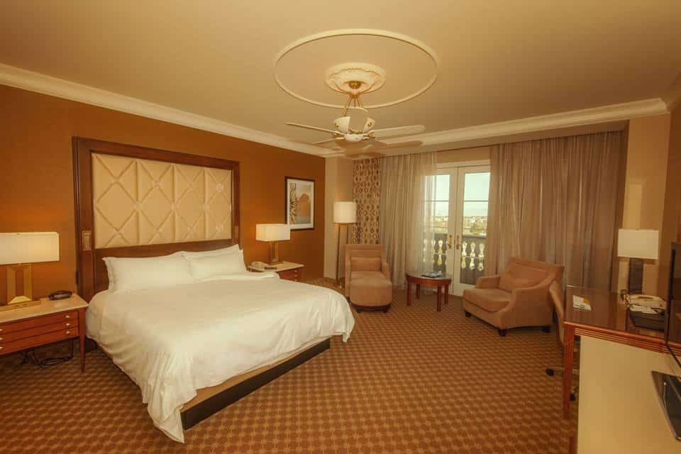 Deluxe Guest Room King  JW Marriott Las Vegas Resort and Spa