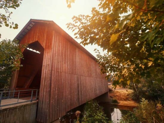 5 Things To Know About Covered Bridges In Oregon | What To Know About Oregon Covered Bridges