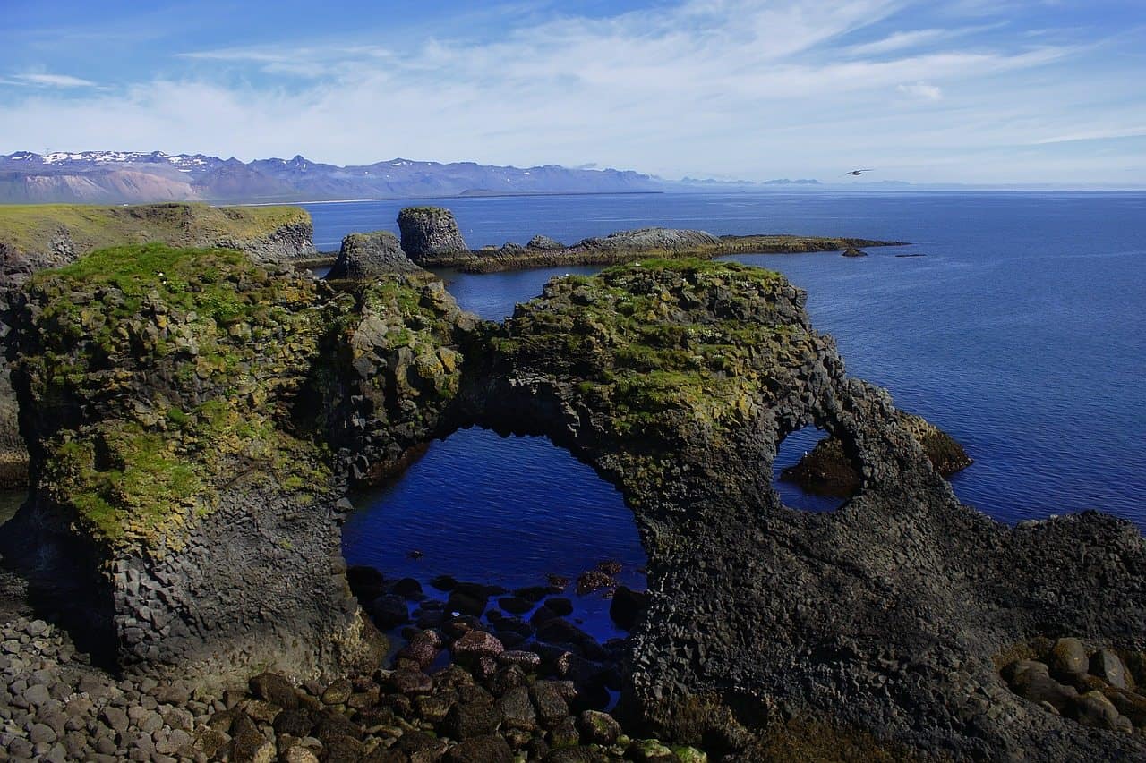 5 Best Easy Hikes In Iceland That Will Blow Your Mind