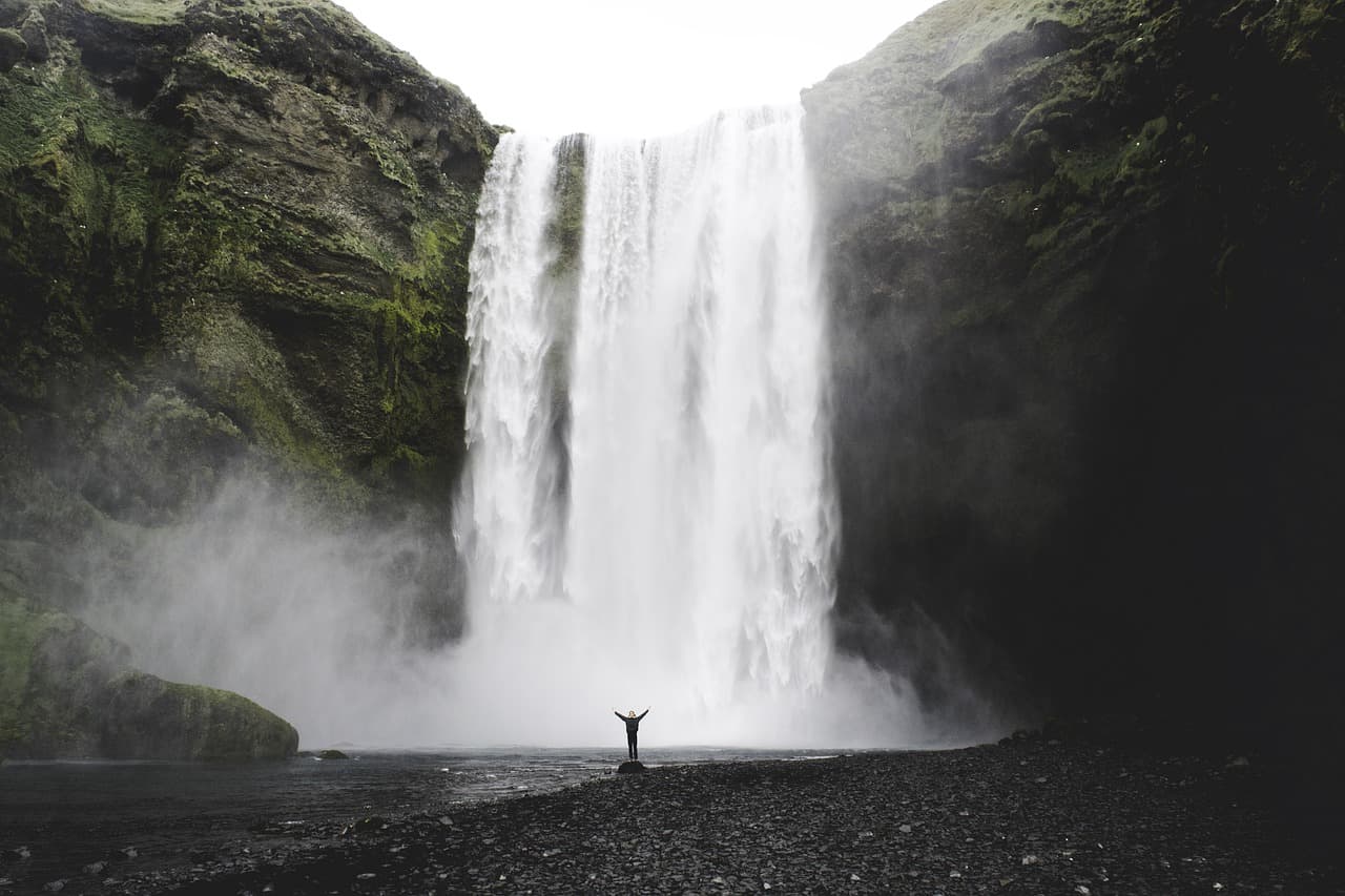  Driving In Iceland with a GPS