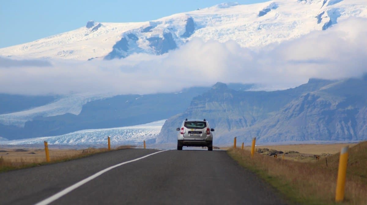 iceland travel tips rent a 2x2 car to save money