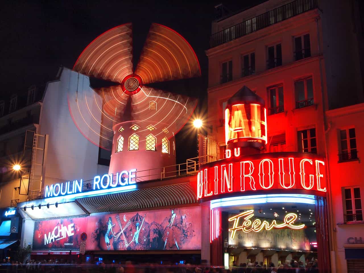 Moulin rouge is one of the best paris photography locations