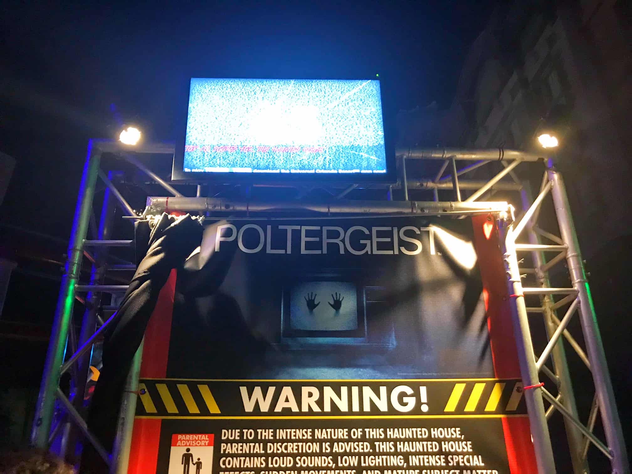 Poltergeist House At Halloween Horror Nights Orlando 2018