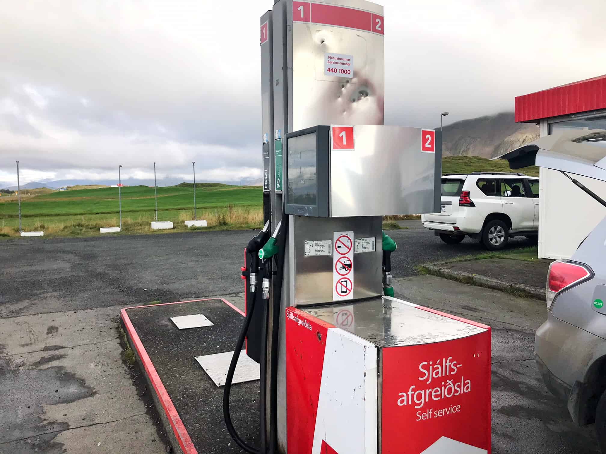 self-serve gas stations in iceland | gas pumps in iceland 