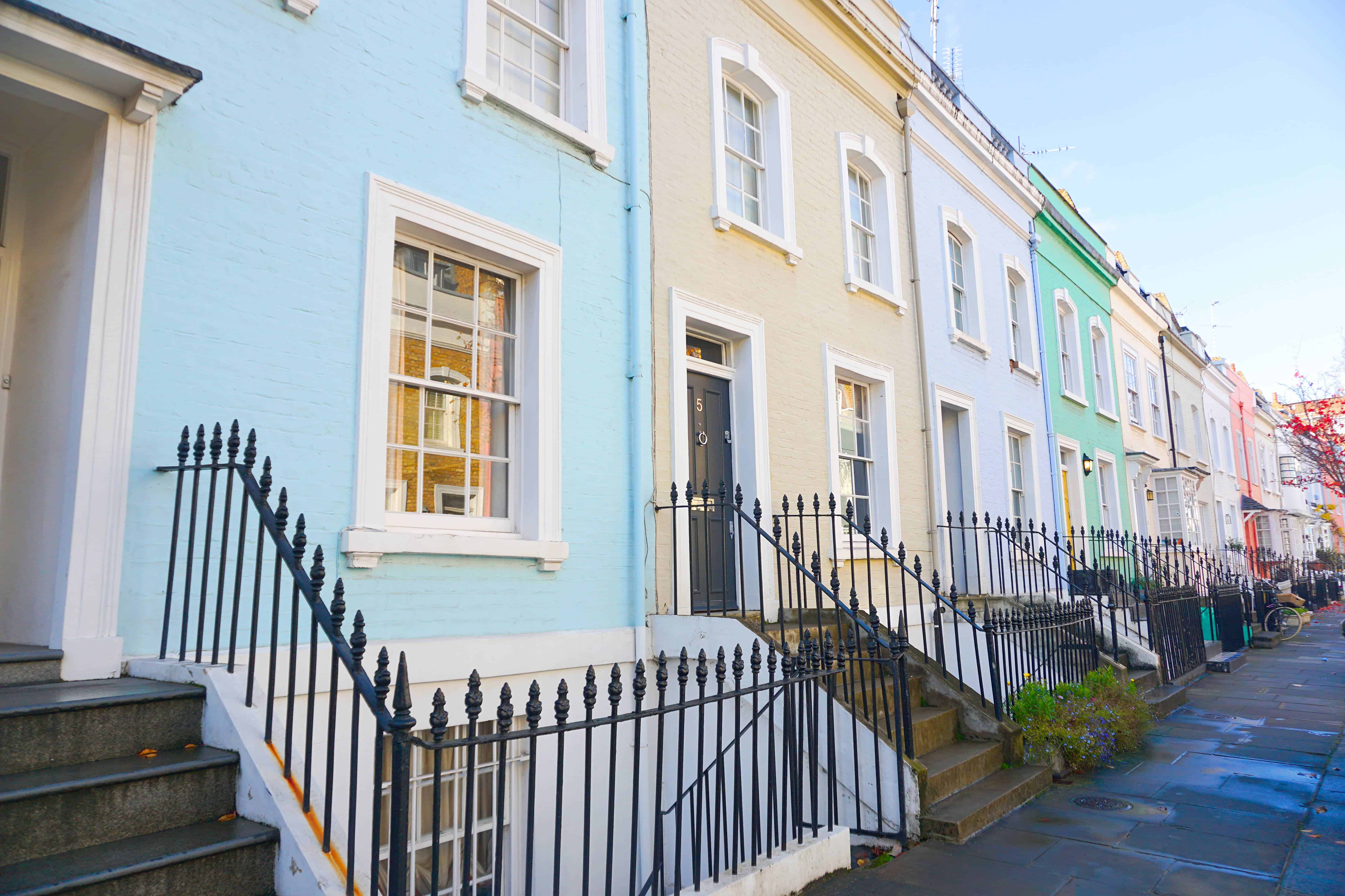 Bywater Street is one of the cutest colorful streets in London! | things to do in london 