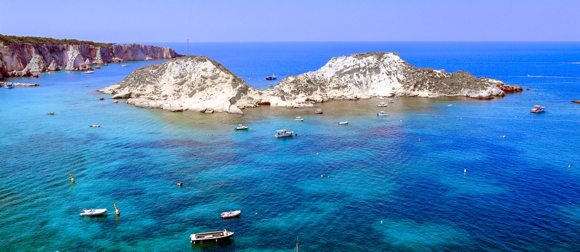 The Termiti Islands are the place where you can visit 3 islands in italy at one time