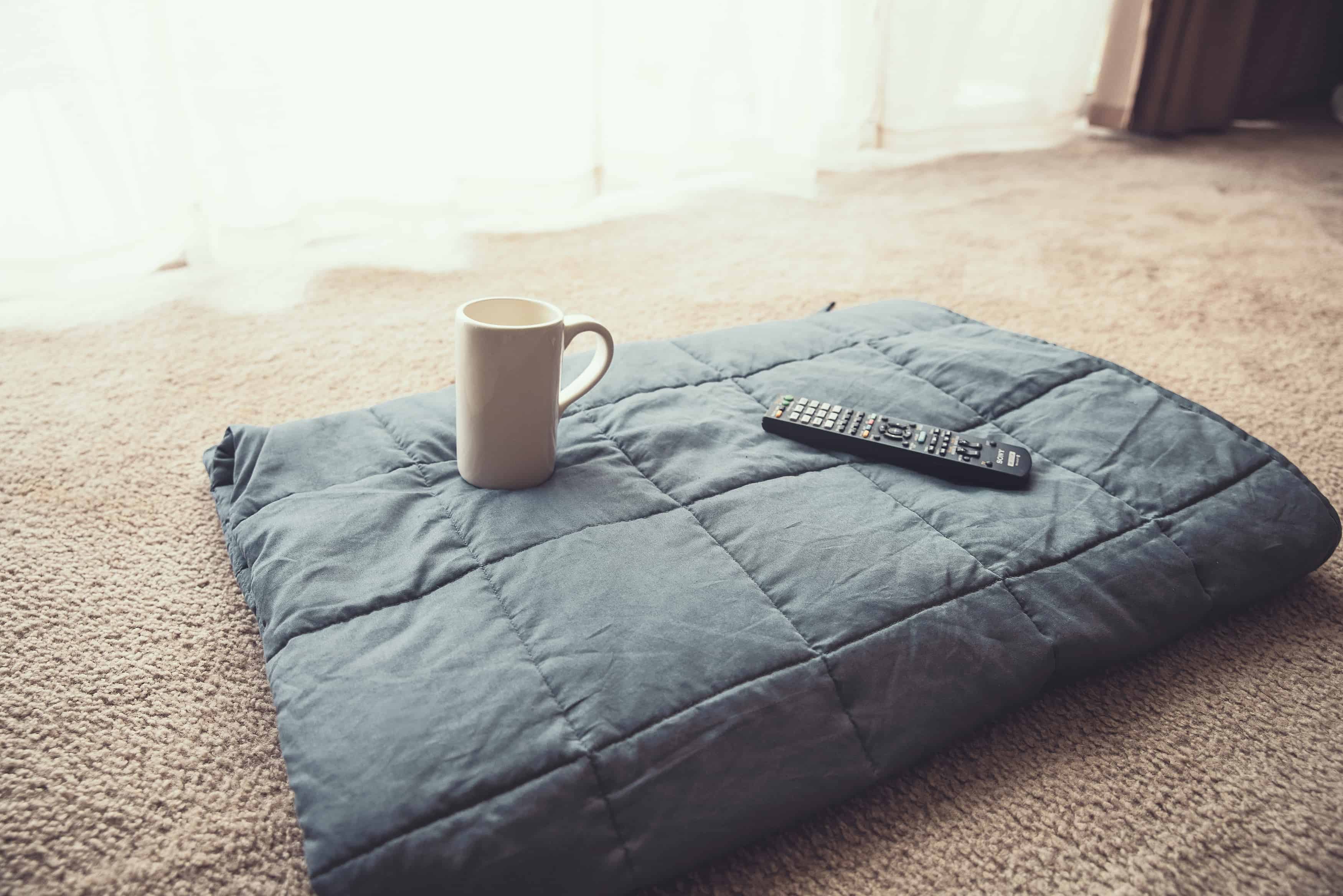 Top 5 Best Weighted Blankets For Adults In 2020 - Follow Me Away