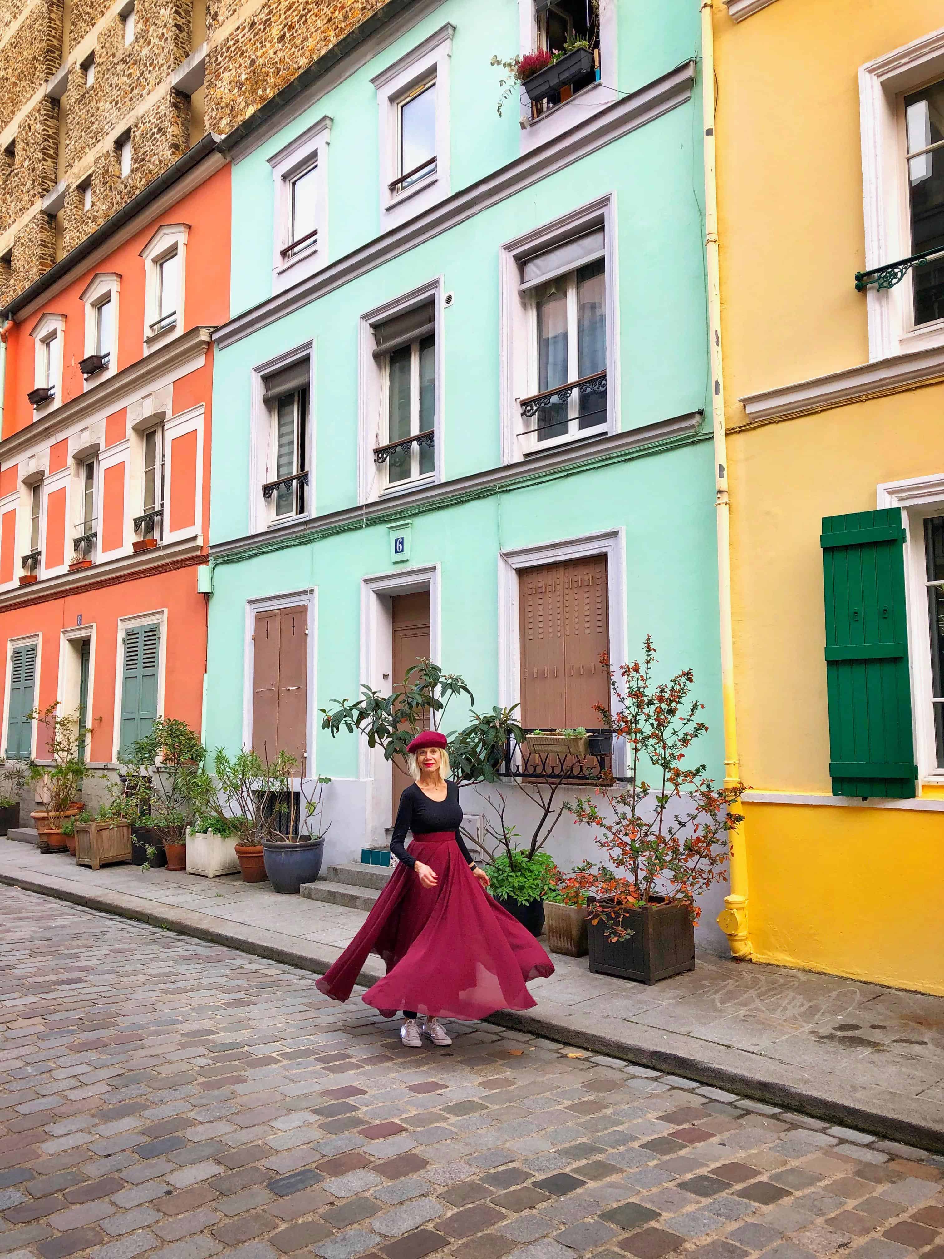 travel photography posing tips for Instagram