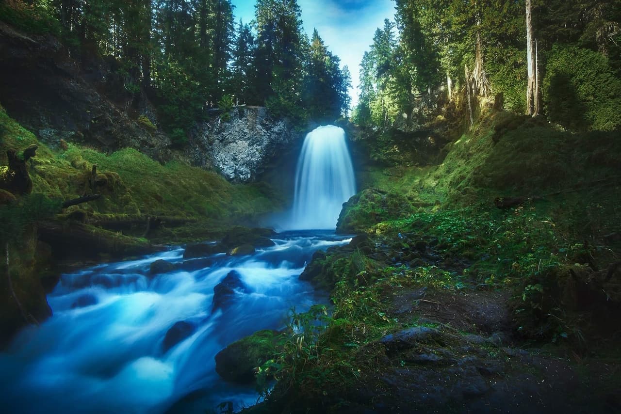 Koosah Water Fall in Southern Oregon