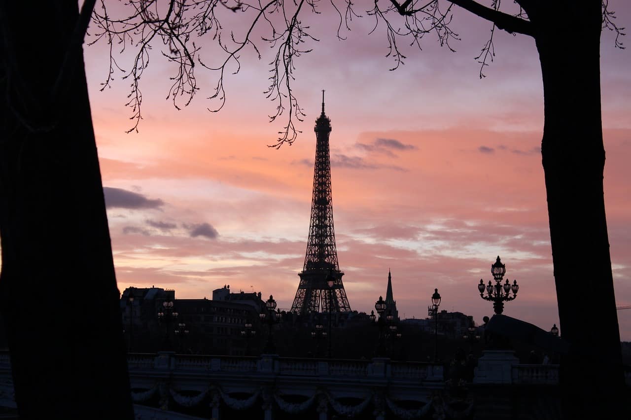 Dreamy Places To See The Sunrise In Paris