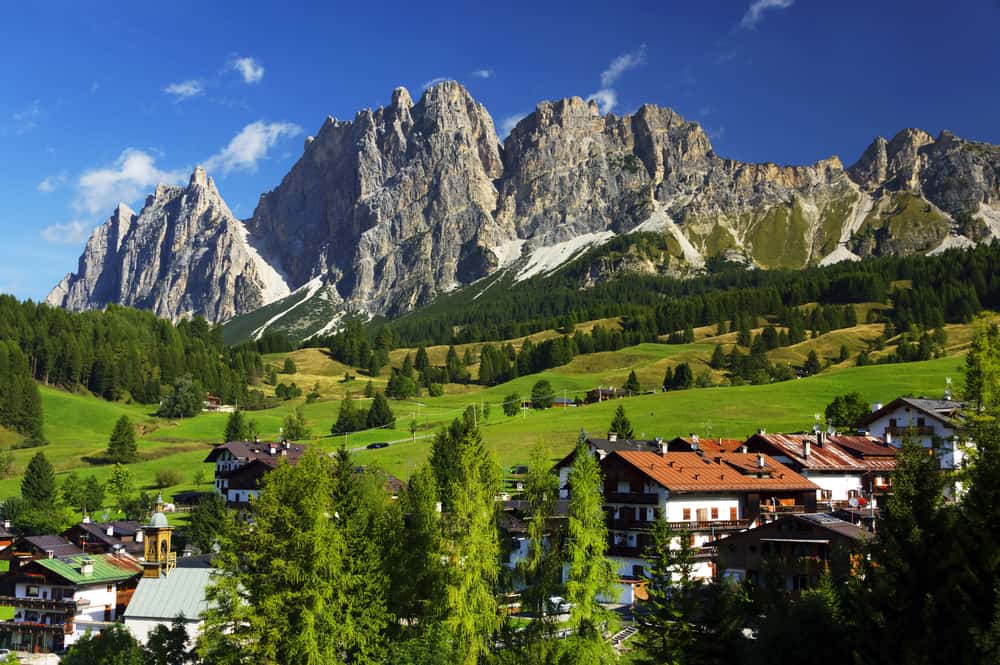 Cortina d'Ampezzo May Be Small But This Northern Italy Town Is Great For Winter Trips