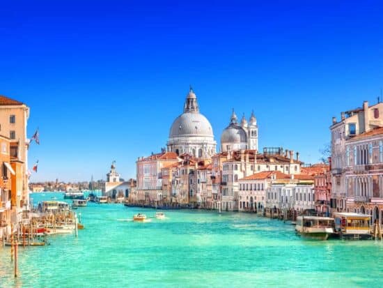 10 Stunningly Beautiful Places You Must Visit In Northern Italy