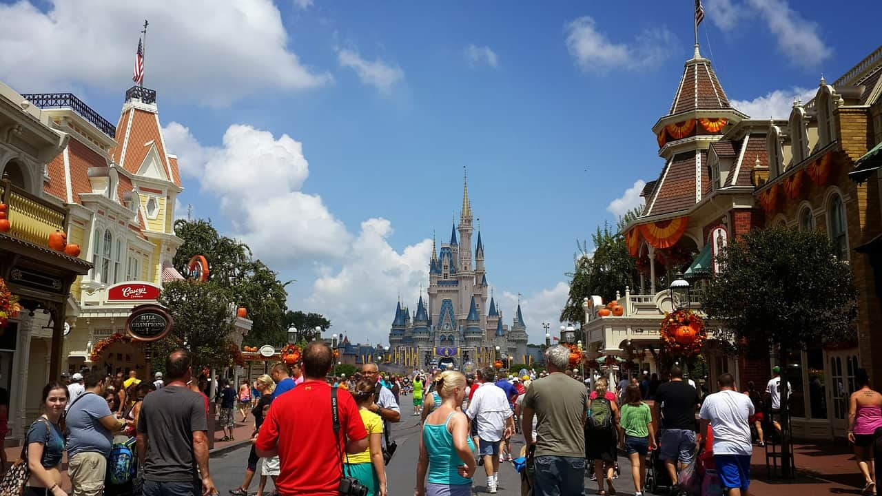 Avoid getting heatstroke when planning a trip to Disney 