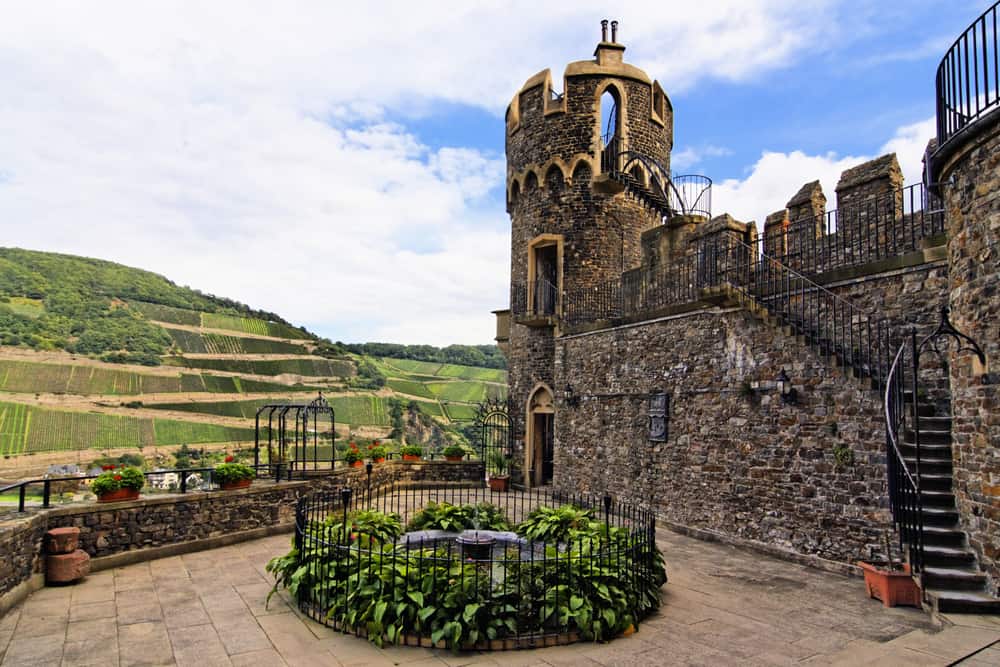 Like many castles in Germany, Burg Rheinstein has courtyards and a surrounding valley