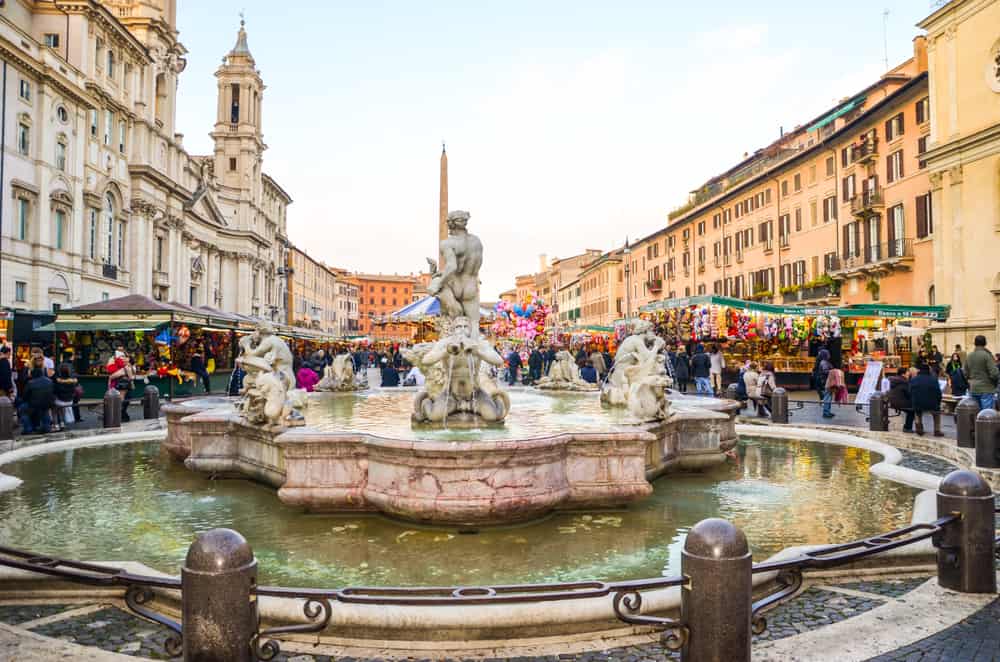 A panoramic view of the Pizza Novana Market during Christmas