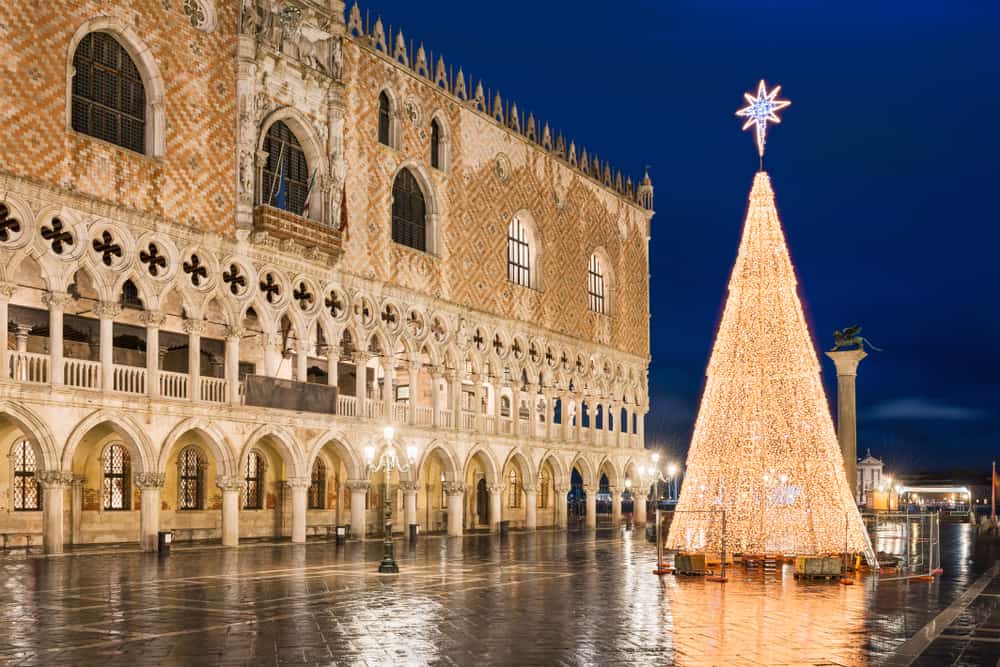 Venice at Christmas beautiful Christmas tree