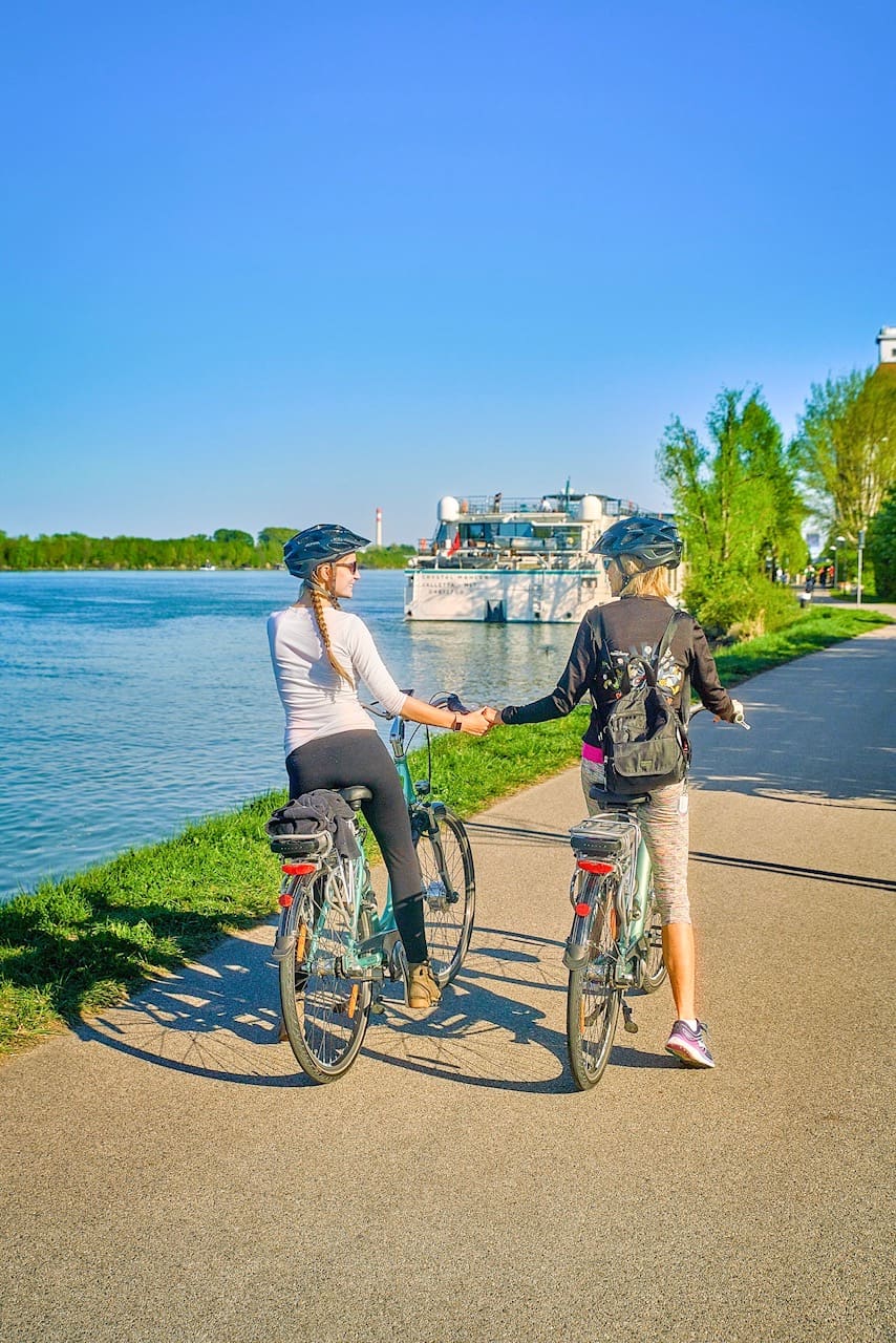 Electric bikes along the Danube