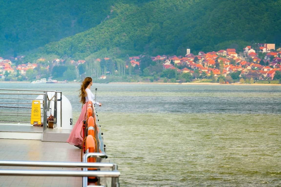 view while sailing on iron gates