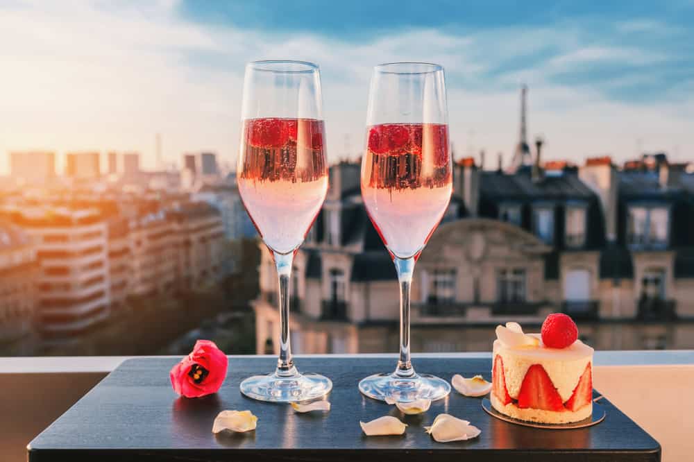 drinks at a hotels with a view of the Eiffel Tower