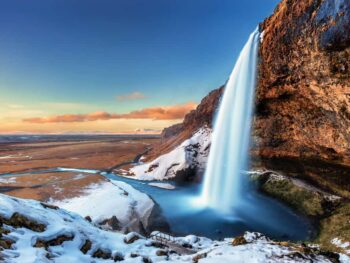 you can enjoy perpetual sunset daylight hours in iceland in November