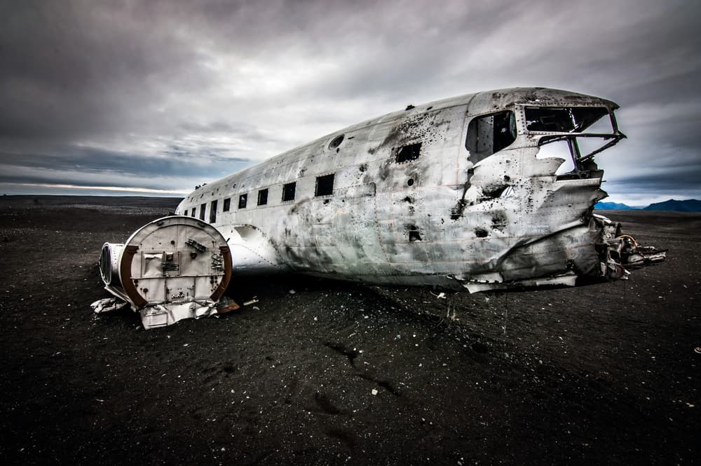 angled side view of the Iceland plane crash on the beach