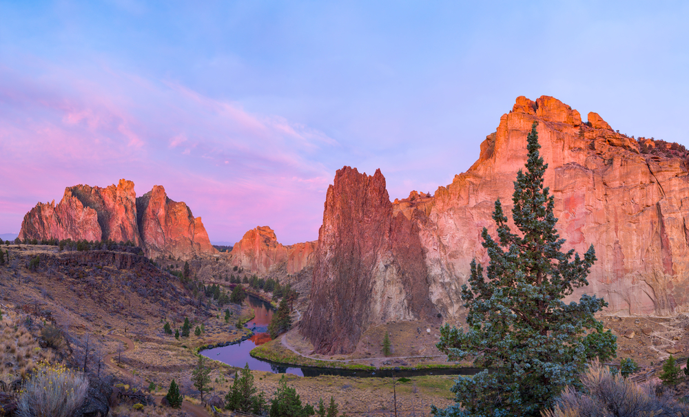smith rock at sunset, one of the best stops on an oregon road trip itinerary