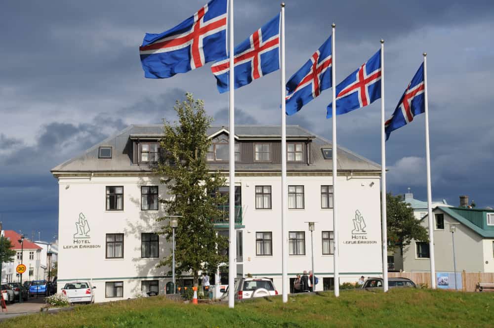 prices in Iceland for tourists staying at hotels