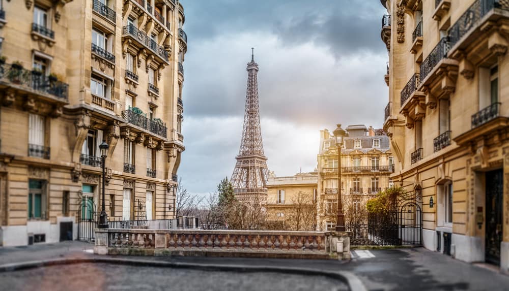 16th Arrondissement is where to stay in Paris for luxury hotels