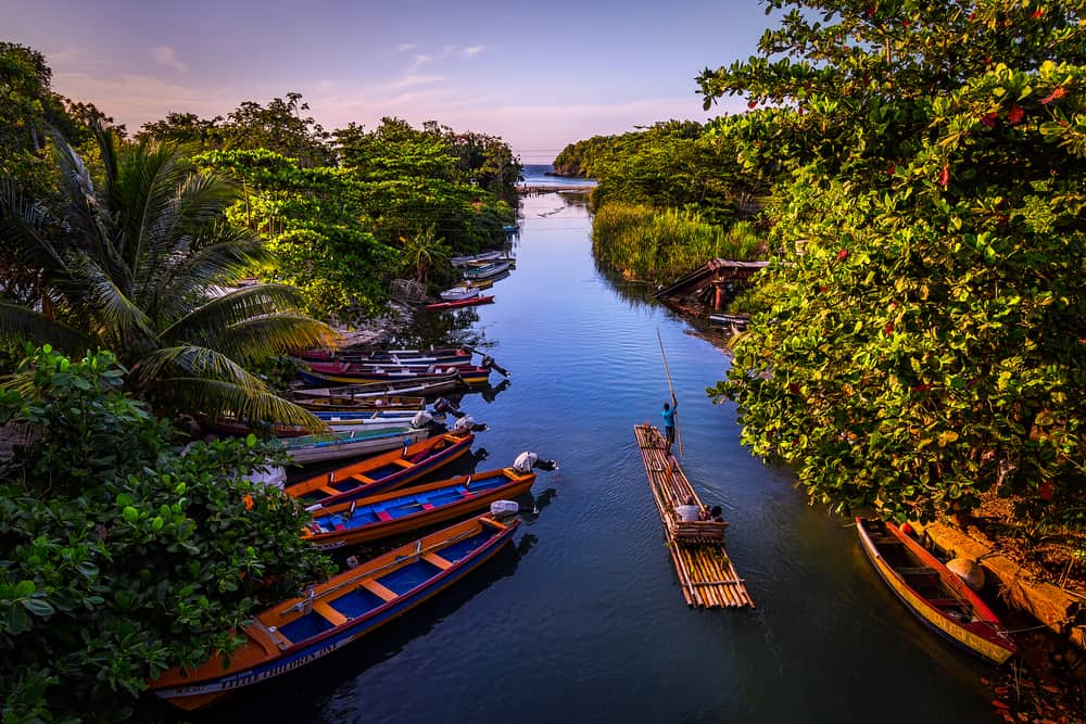 Photo of Bamboo Raft That You Could Experience on Your Jamaica Honeymoon