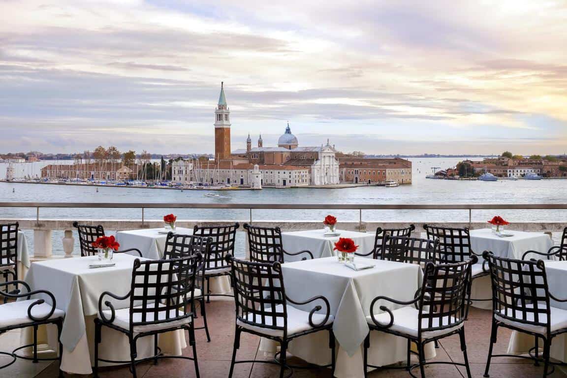 Hotel Danili is where to stay in Venice for luxury
