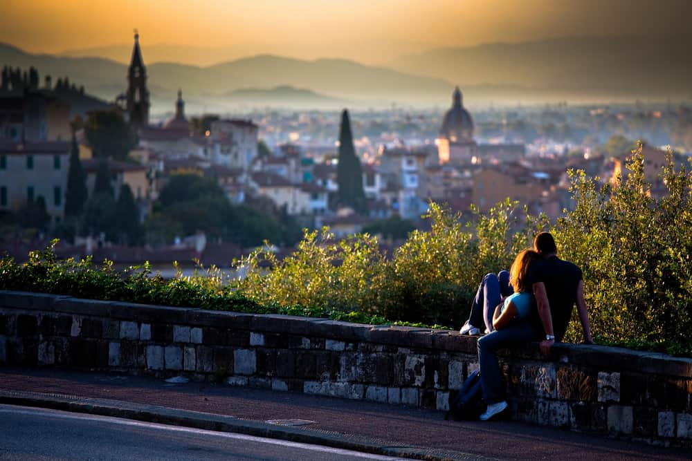 Photo of couple in Florence