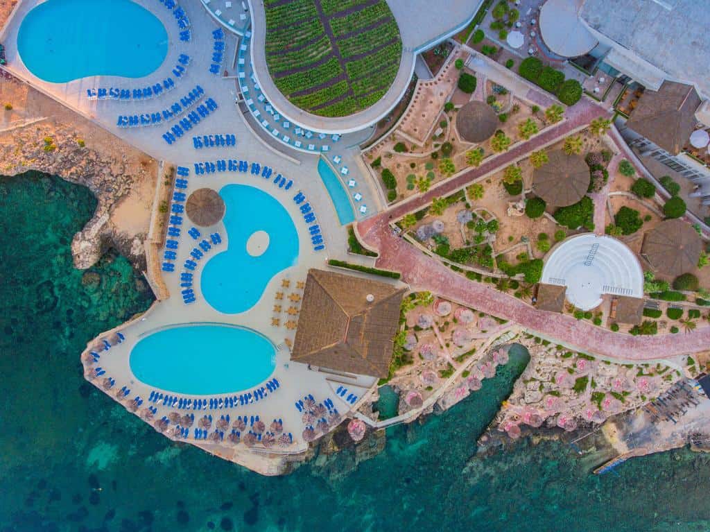 where to stay in malta for the best beachs is Mellieha at the Ramla Bay Resort