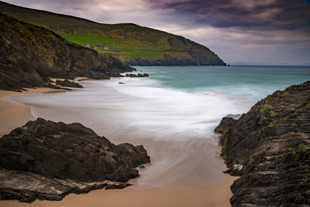 Photo of beach in Ireland.