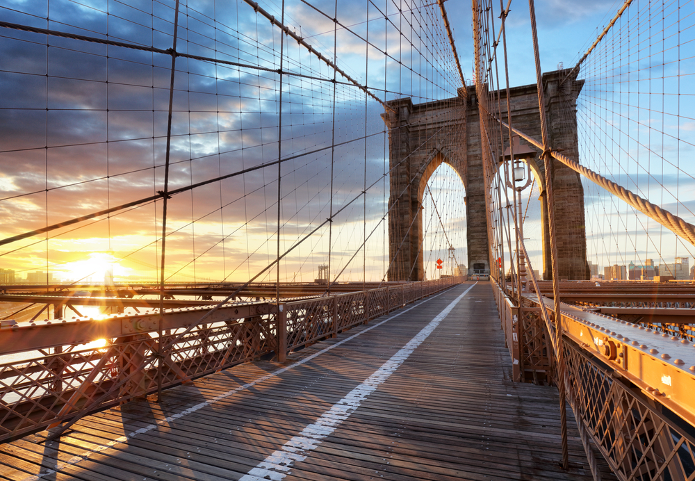 Brooklyn Bridge empty at sunset