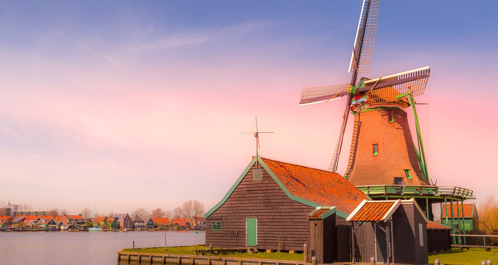 Day Trips From Amsterdam Zaanse Schans Windmill