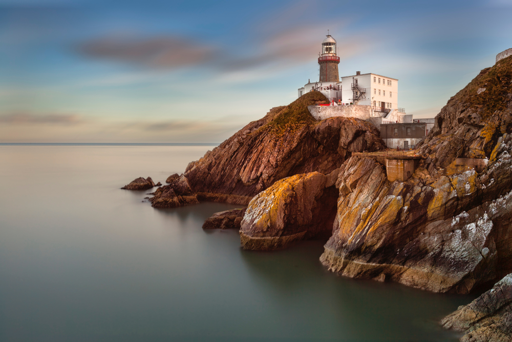 howth lighthouse during sunrise day trips from dublin