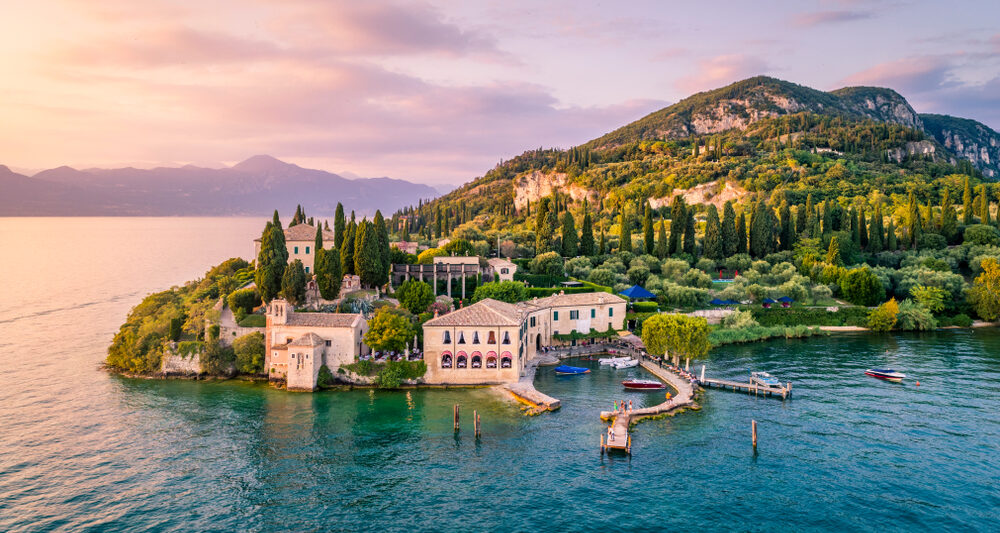 beautiful house on lake Verona day trips from Florence