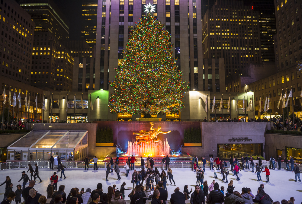 the Rockefeller Center in the winter during your 4 days in New York