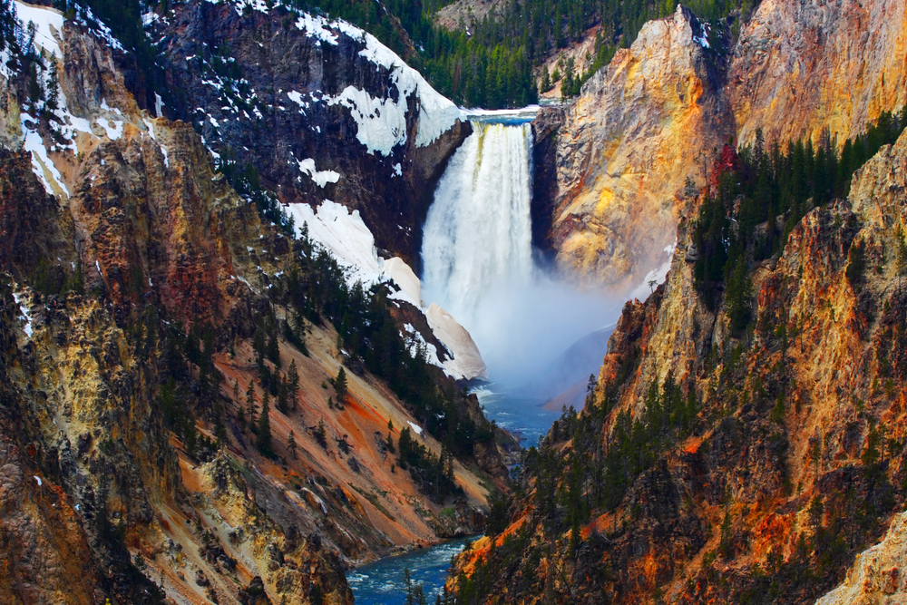 Photo of Artist Point, a beautiful stop on your Yellowstone Road Trip.