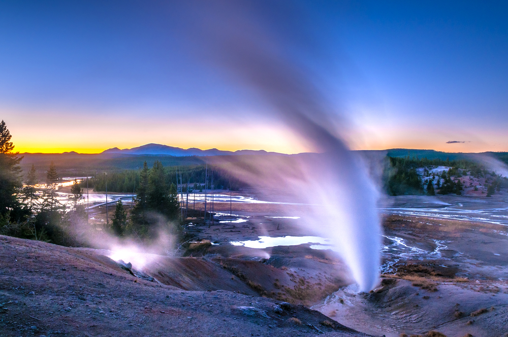 Photo of geyser in Yellowstone